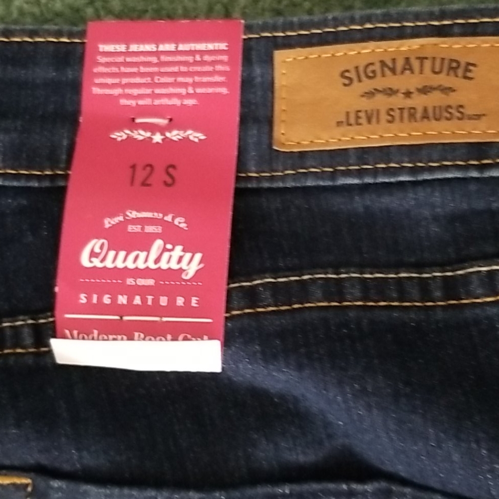 Levi-Strauss Stretch boot cut jeans - Picture 4 of 4